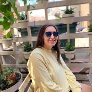 Meet your Posher, Raechel